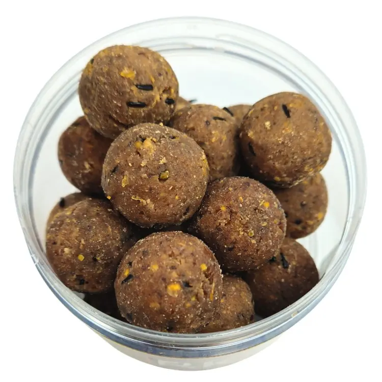 Kulki proteinowe RK Baits Final 24mm 200ml zbliżenie.jpg