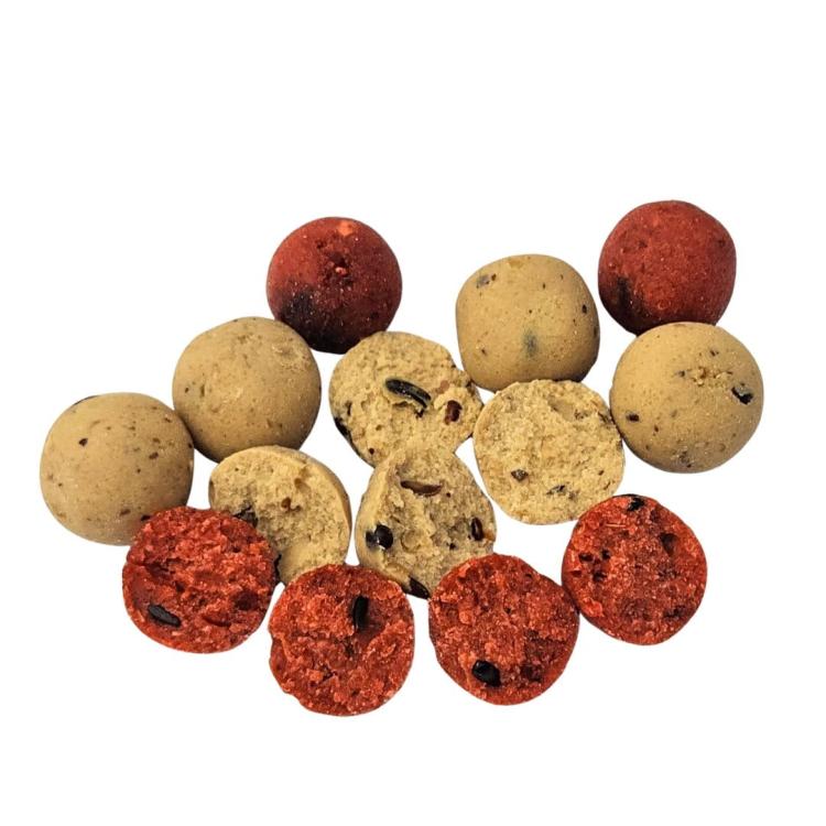 Kulki Proteinowe haczykowe RK Baits Hookers 12mm Białe Czerwone zoom 2.jpg