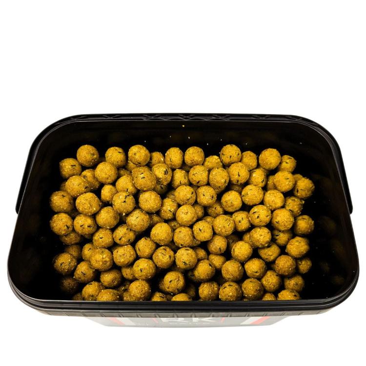 Kulki Proteinowe RK Baits Żółte SE Wiaderko 3kg Up close.jpg